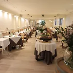 Raffaelli Park Hotel