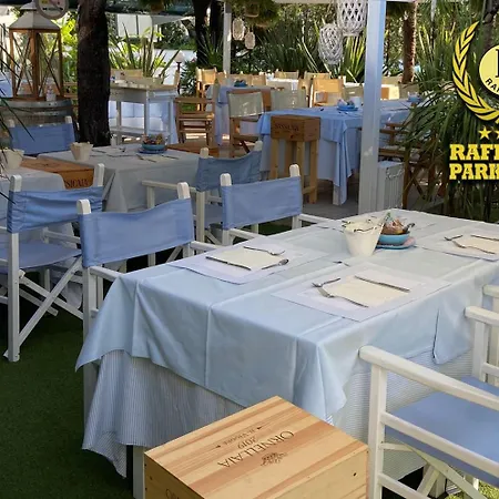 Raffaelli Park ホテル 4*