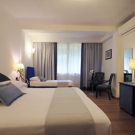 Hotel Raffaelli Park 4*